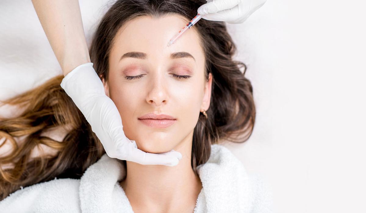 Injection de neuromodulateur au front — Botox et Dysport par un médecin chez O'Derma